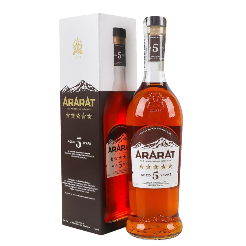 Бренді "Арарат" 0,5л 40% 5* у коробці