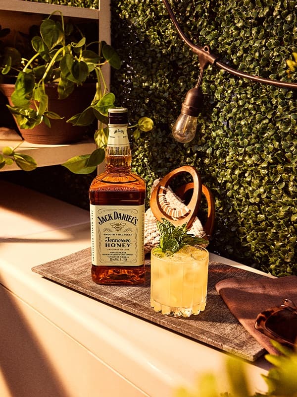Віскі-лікер Джек Деніелс, Теннессі Хані / Jack Daniel's, Tennessee Honey, 35%, 1л