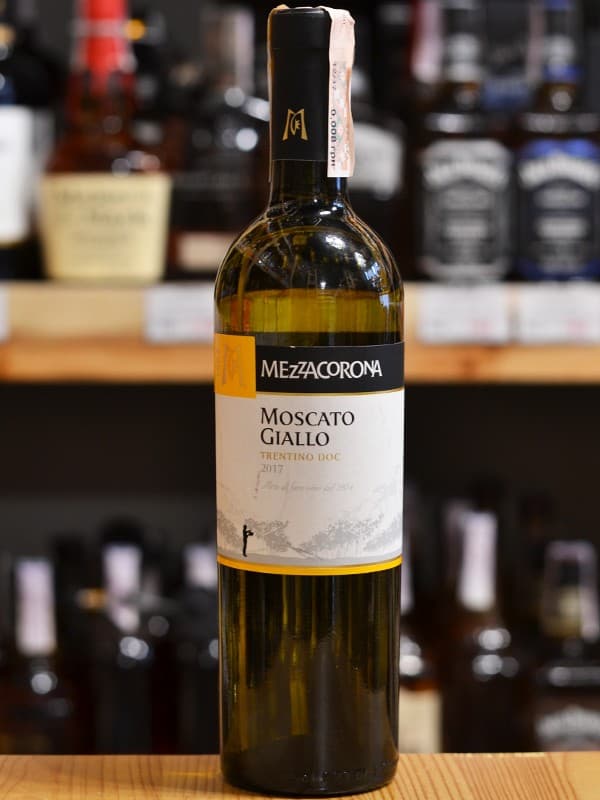 Вино Мезакорона, Москато Гьяло / Mezzacorona, Moscato Giallo, біле напівсолодке 0.75л