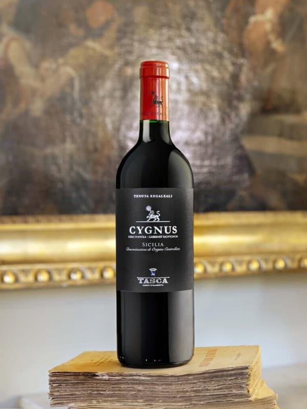 Вино Сігнас, Неро д'Авола - Каберне Совіньйон / Cygnus, Nero d'Avola - Cabernet Sauvignon, Conte Tasca D'almerita, червоне сухе 0.75л