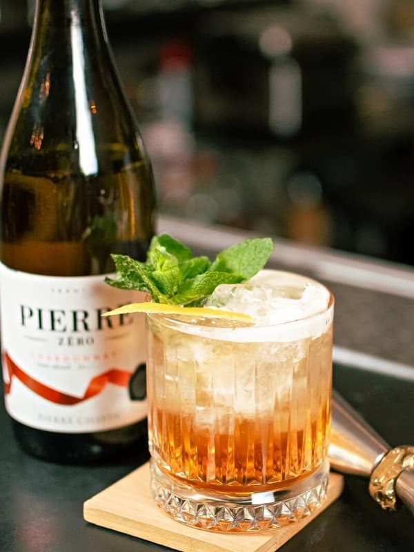 Безалкогольне вино П'єр Зеро, Шардоне / Pierre Zero, Chardonnay, Domaines Pierre Chavin, біле 0.75л