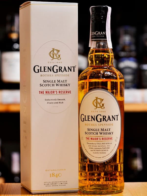 Віскі Глен Грант Меджорс Резерв / The Glen Grant Major's Reserve, 5 років, 40%, 0.7л, в коробці