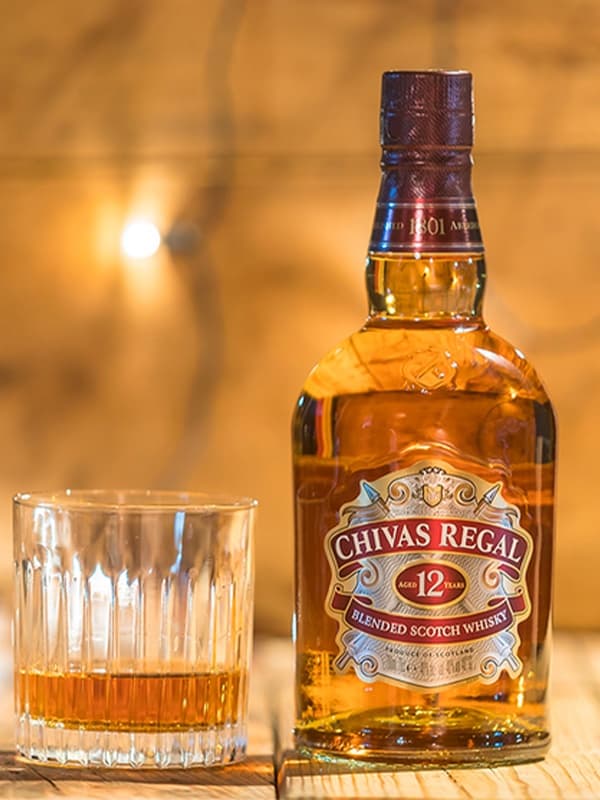 Віскі Chivas Regal 12 yo 40% 0.7 л (605413)