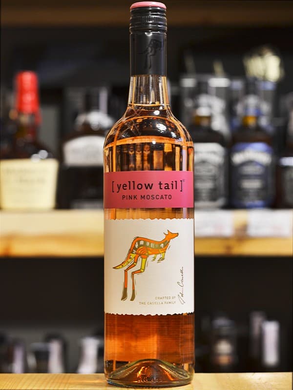 Вино Пінк Мускат / Pink Muscat, Yellow Tail, рожеве напівсолодке 0.75л