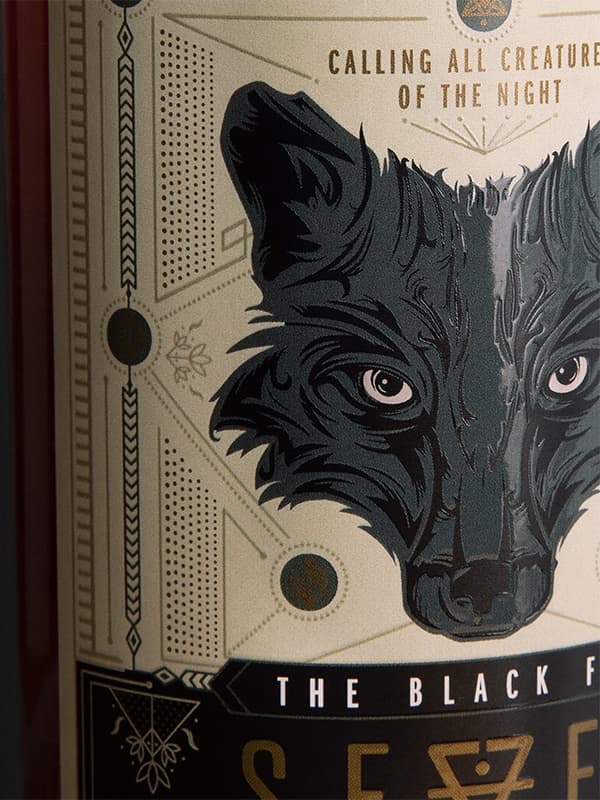 Напій на основі бренді Севен Тейлс, Спайсд / Seven Tails, Spiced, 40.7%, 0.7л