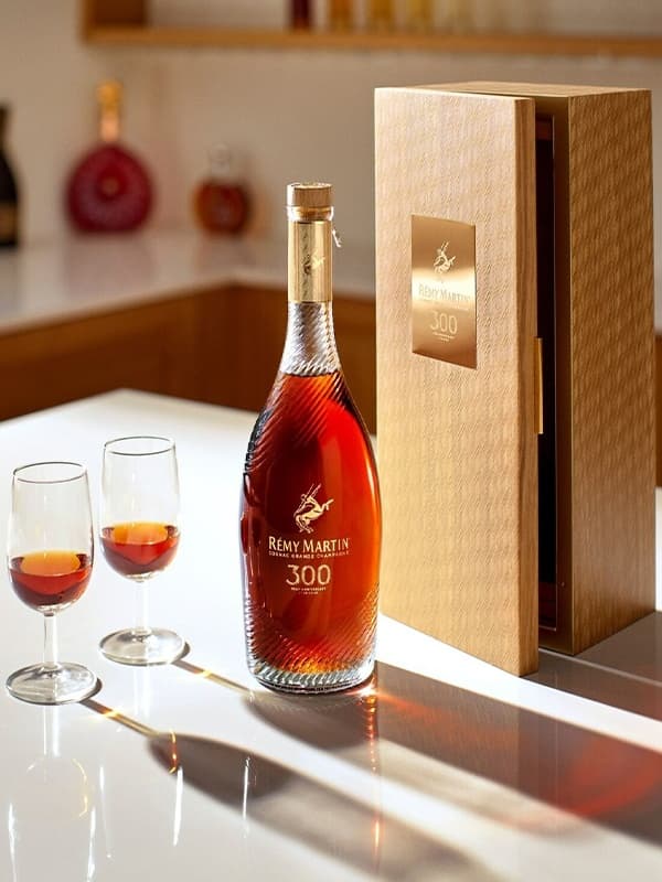 Коньяк Ремі Мартан, 300 АНС / Remy Martin, 300 ANS, 40%, 0.7л