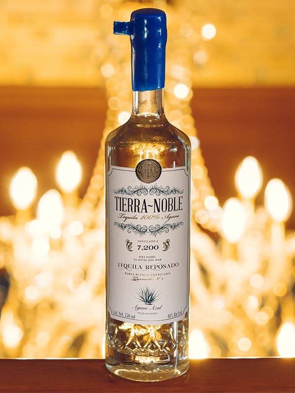 Текіла Тьєрра Нобле, Репосадо / Tierra Noble, Reposado, 40%, 0.7л