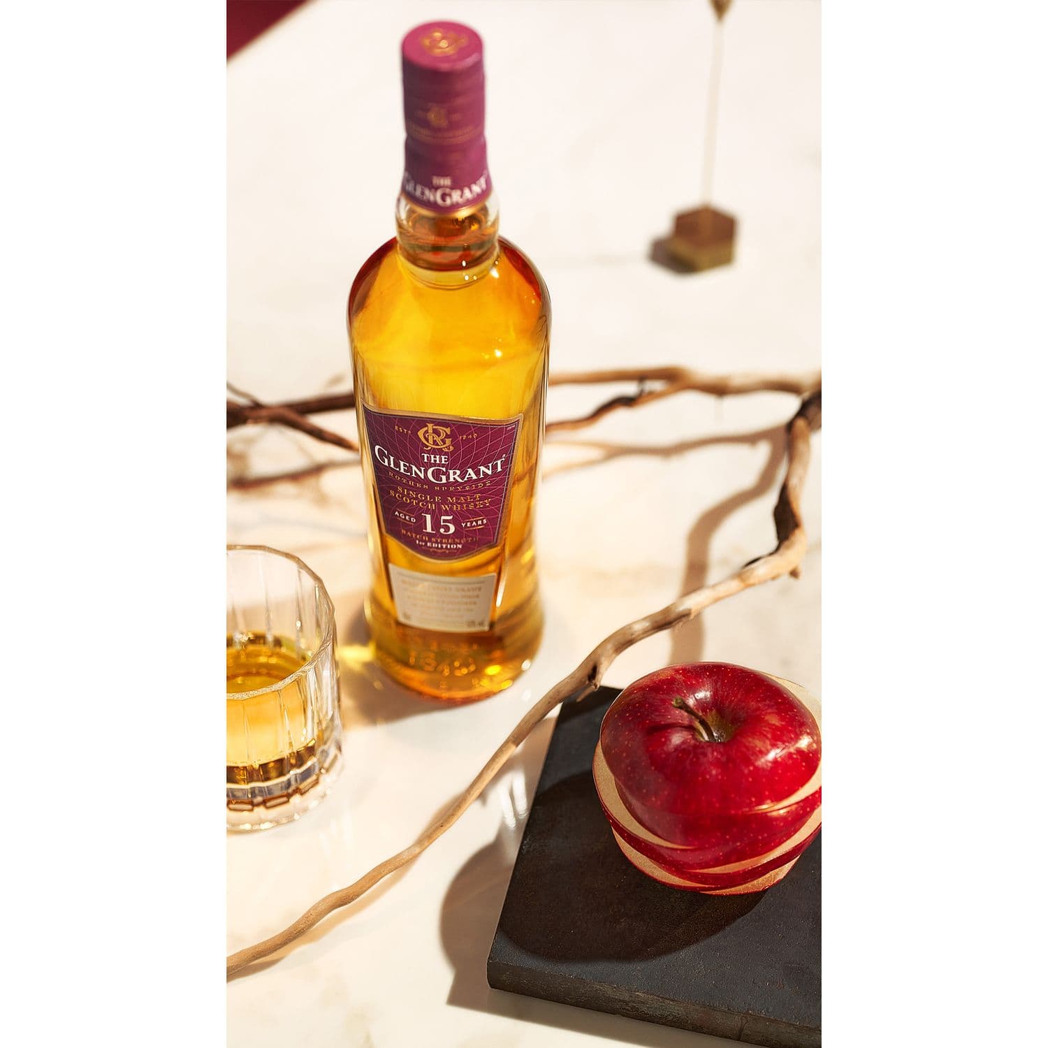 Шотландський віскі Glen Grant 15 років 50% 0.7 л, у подарунковому пакуванні (886214)