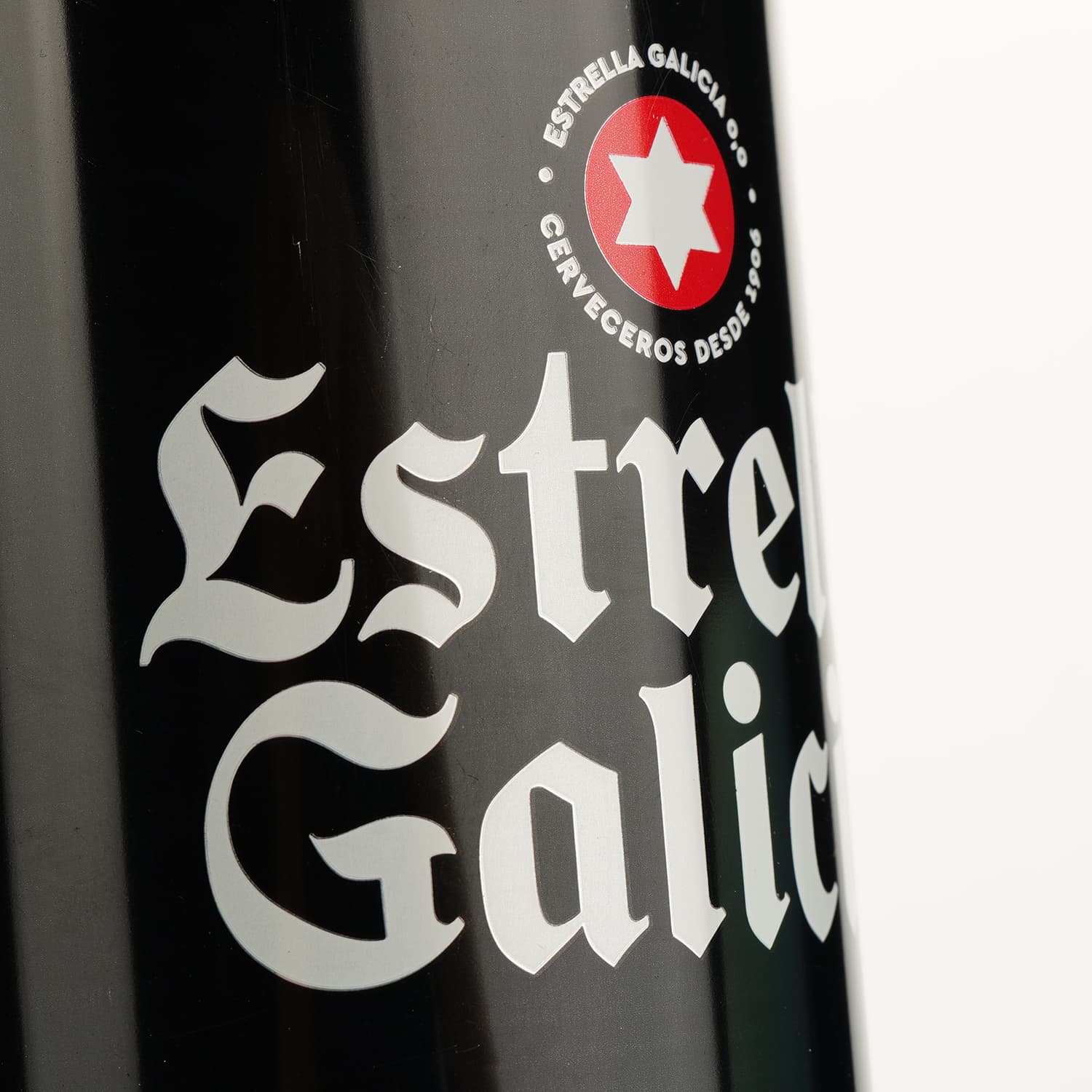 Пиво безалкогольне Estrella Galicia світле 0% 0.5 л з/б