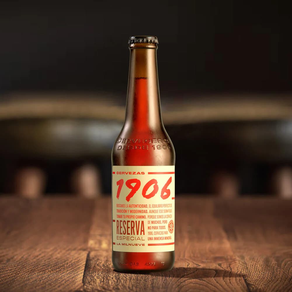Набір упаковка пива Estrella Galicia 1906 Reserva Especial світле 6.5% 1.98 л (0.33 л x 6 шт.)