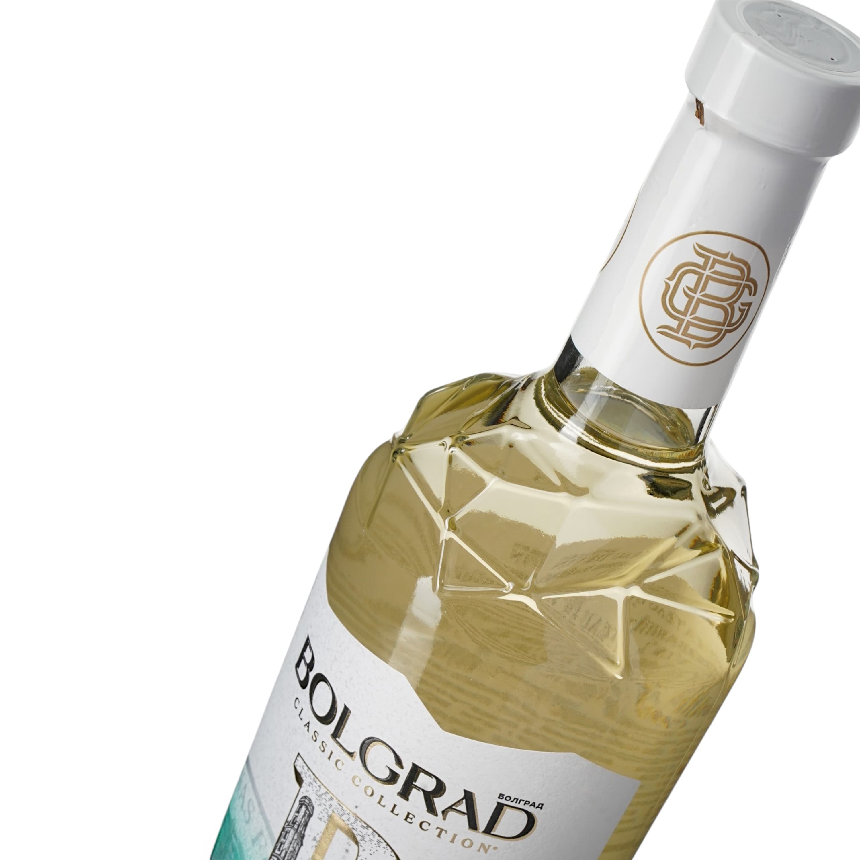 Винний напій Bolgrad Шато Де Він напівсолодкий білий 10% 0.75 л