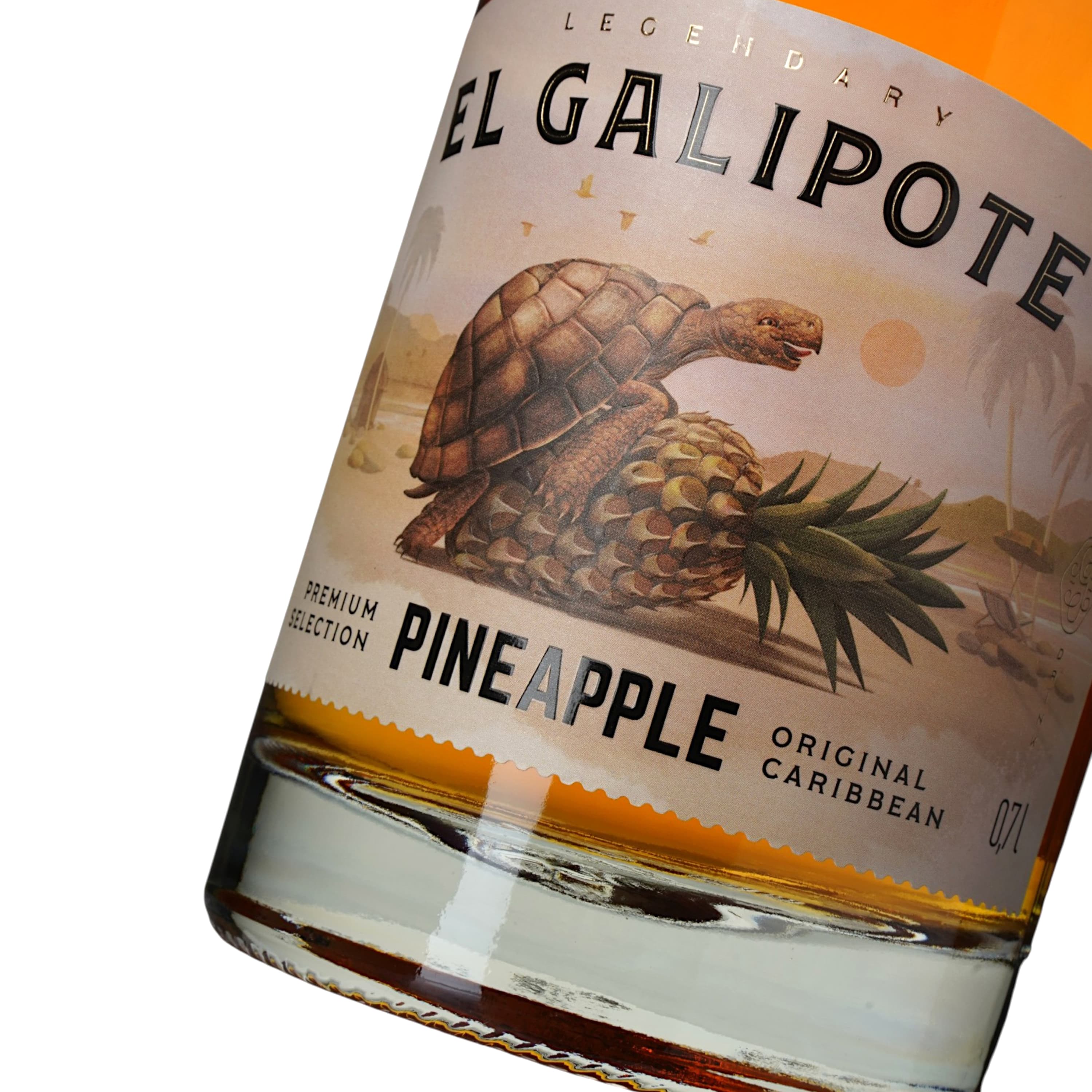 Спиртний напій El Galipote Pineapple 35% 0.7 л (4770053241533)