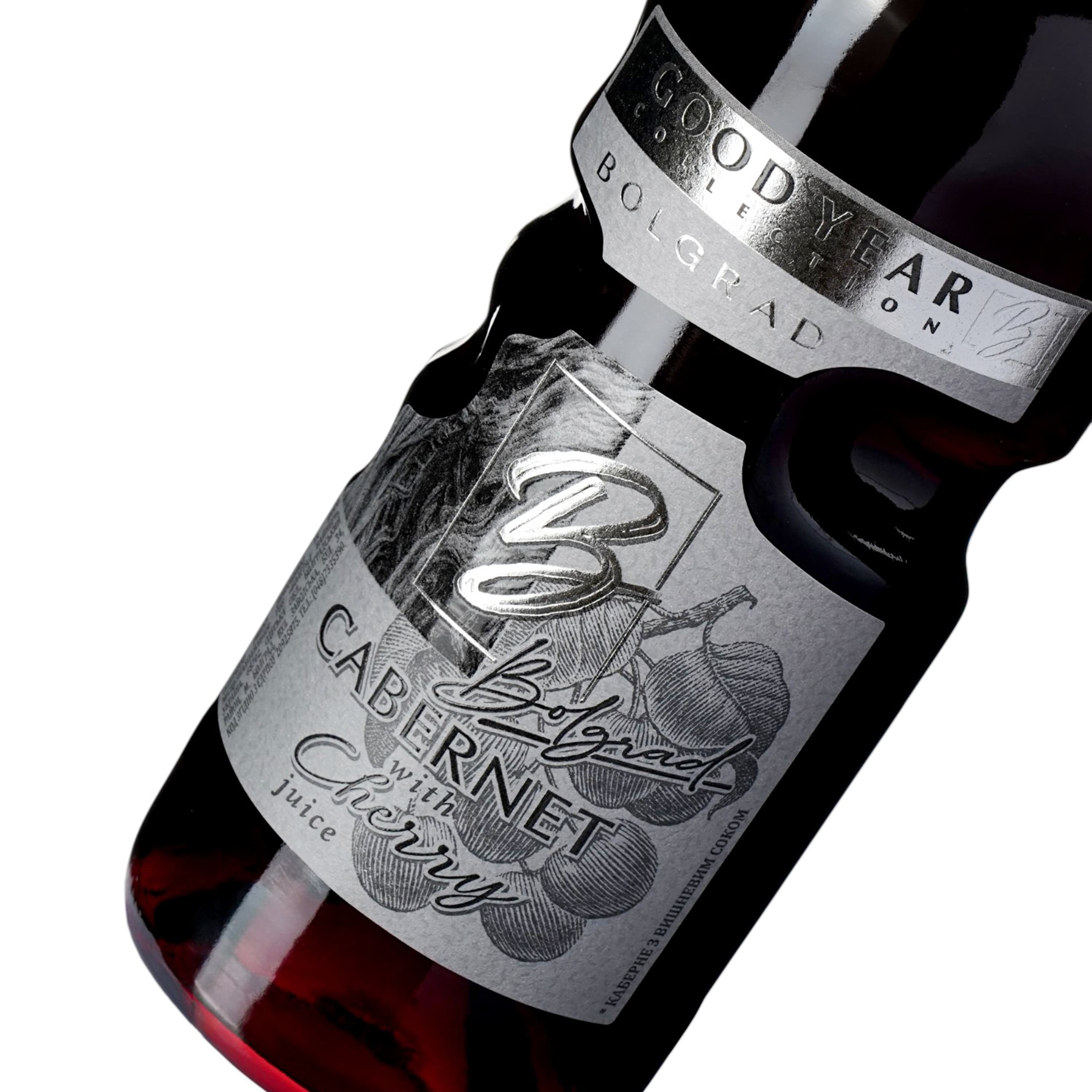 Винний напій Bolgrad Good Year напівсолодкий червоний Cabernet with cherry juice 10% 0.75 л